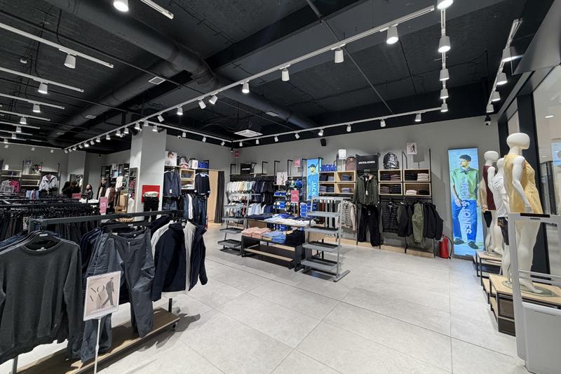Fashion Land Bar