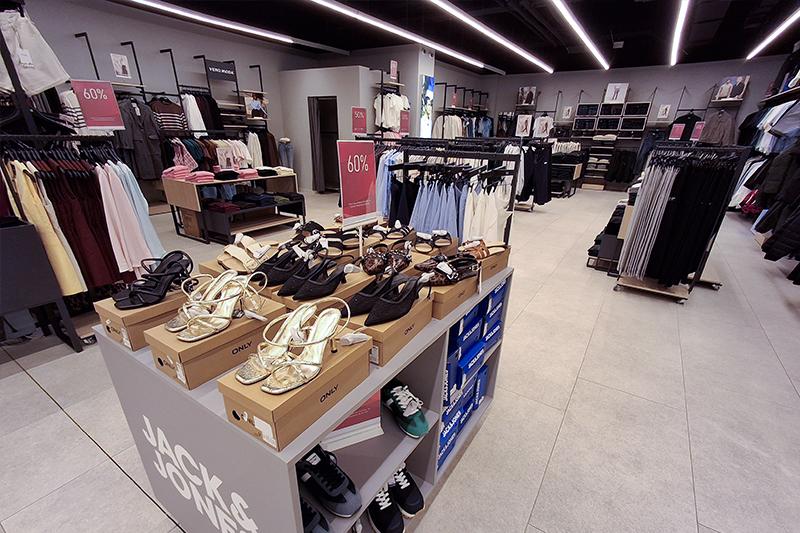 Fashion Land Budva